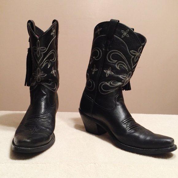 ariat women's singsong western fashion boots